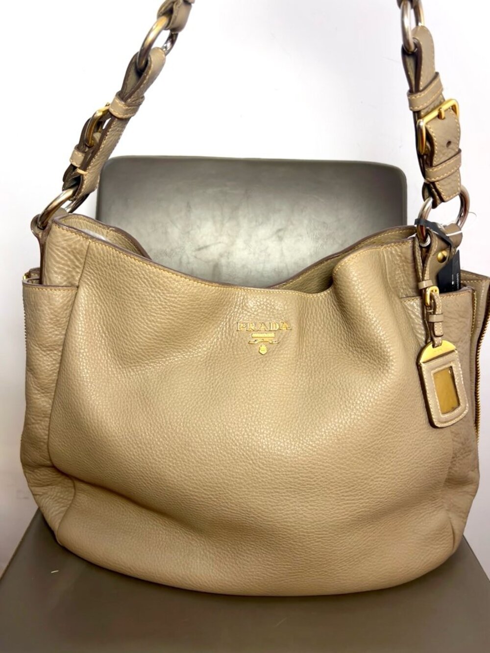 Prada Vitello Phenix Milk Tea Grained Calfskin Zip Hobo Shoulder Bag - Picture 9 of 9